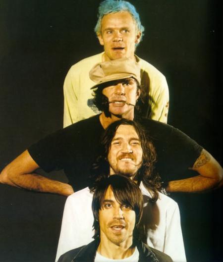 mon groupe prefere : RED HOT CHILI PEPPEERS