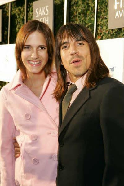 anthony kiedis et heather la futur maman lol 